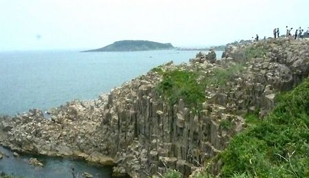 東尋坊の断崖