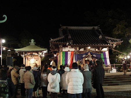 しばられ地蔵(南蔵院) お縄とき 11