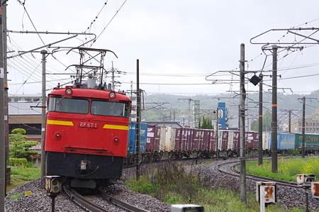 EF210+コキ100系+EF67
