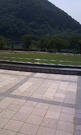 一日目の宿泊場所、津久井湖...