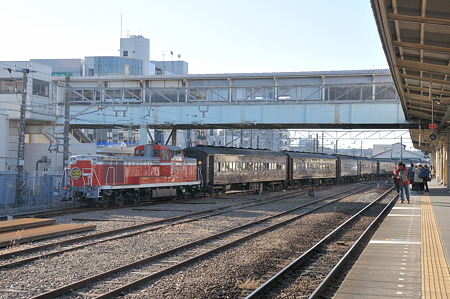 20120212-K03